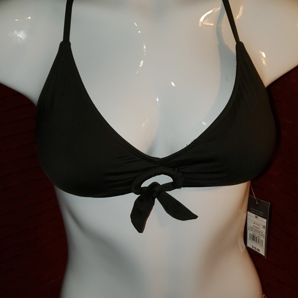 Bikini - Picture 2 of 4